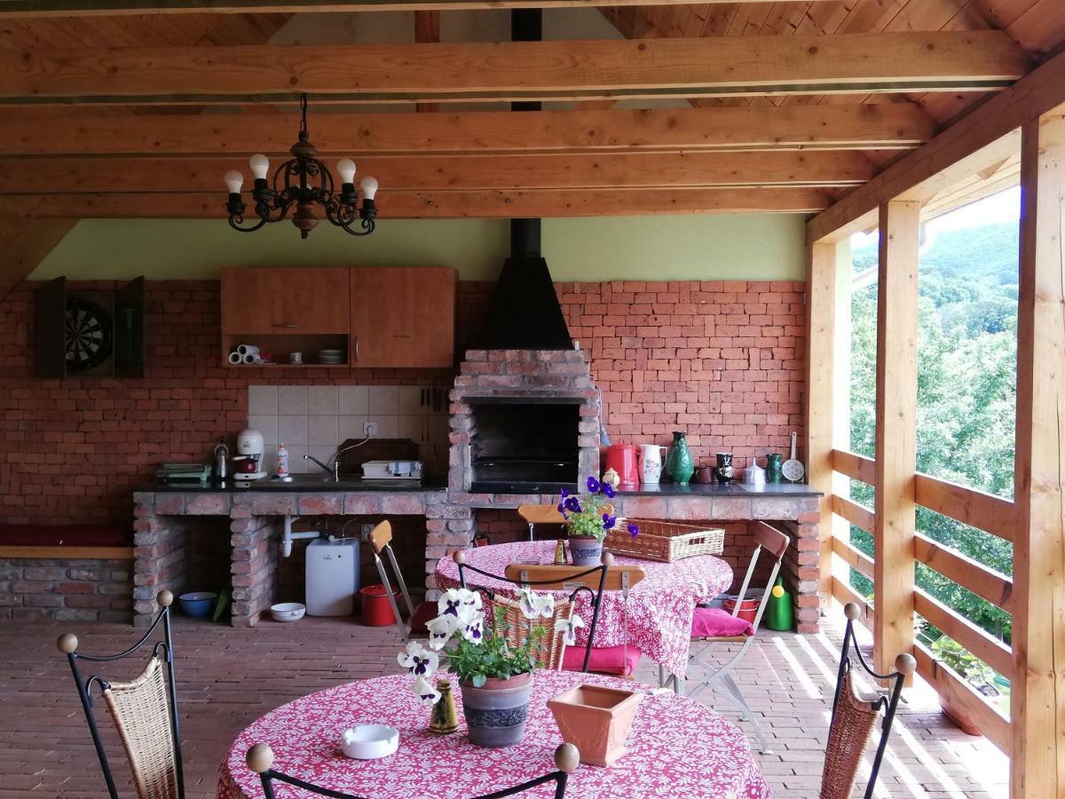 Bobita Apartmanhaz Szilvásvárad Εξωτερικό φωτογραφία